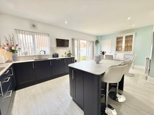 Photo 18- click for photo gallery